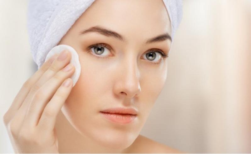 怎么选贴合肤色的粉底液,女孩子一定要告别千篇一律