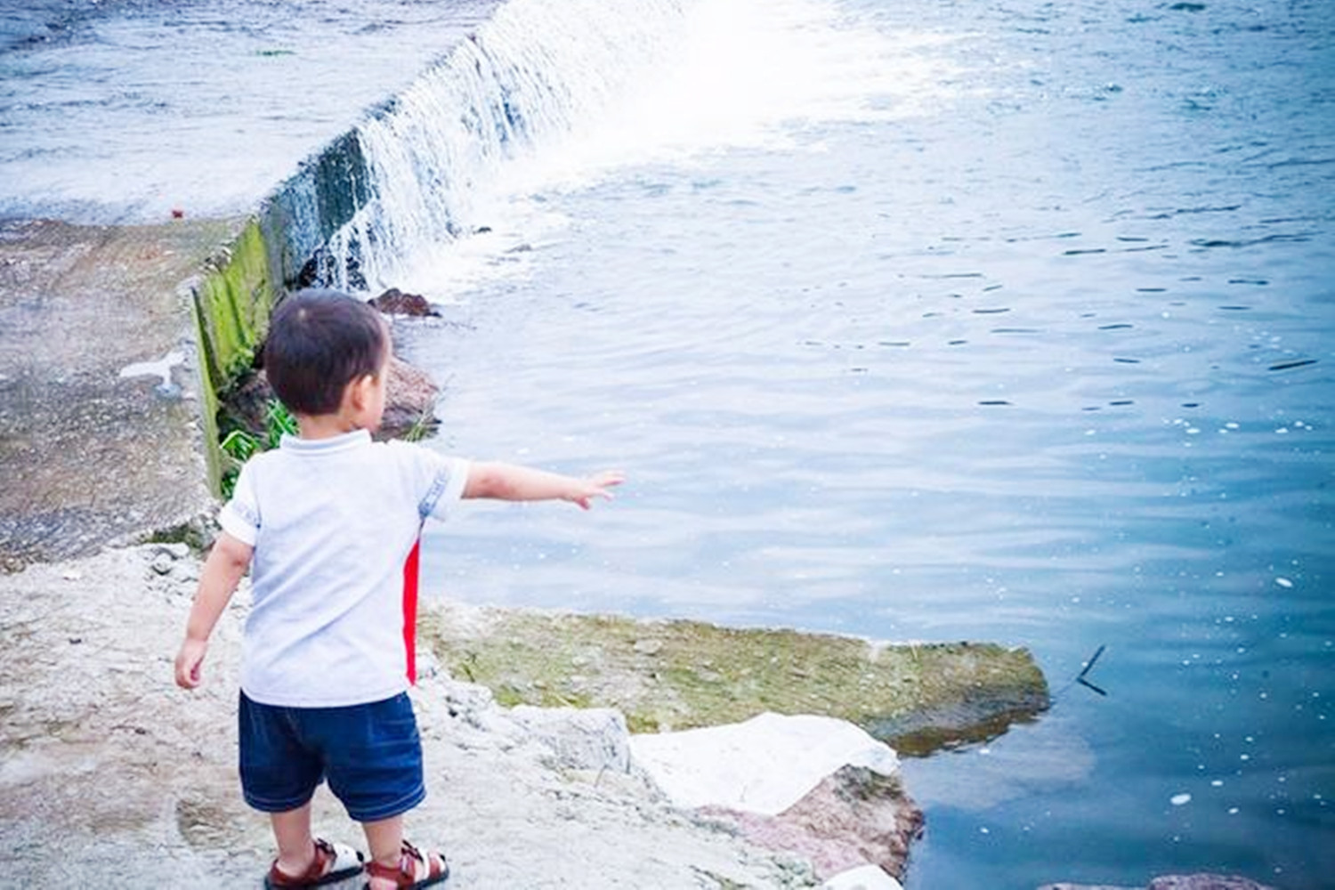 孩子喜欢这种颜色可能抑郁了,你家孩子会喜欢什么样的家长