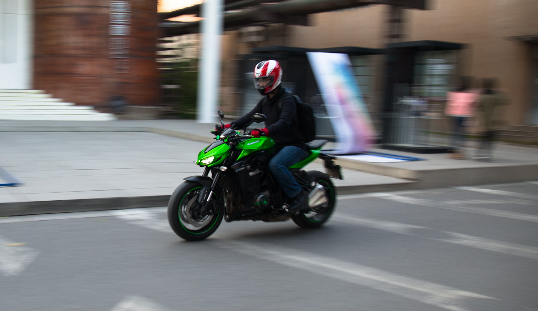 川崎z1000油耗,川崎z1000versys油耗