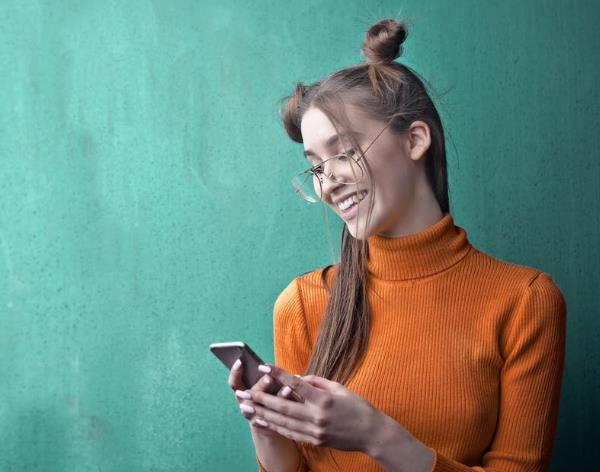 女孩子的消费观要买多少东西,当代女生普遍的消费观