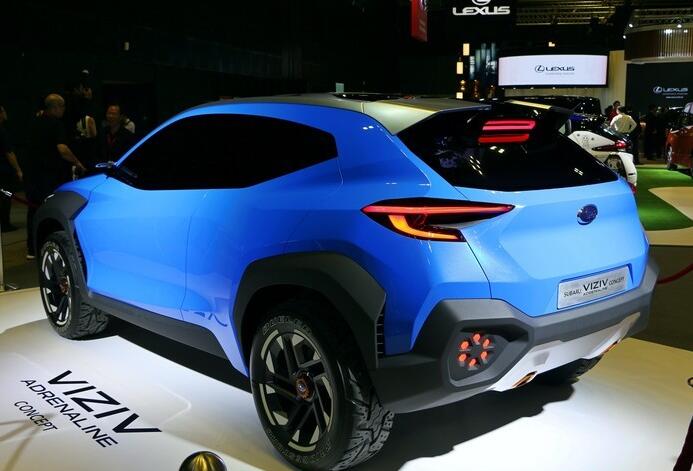 吉姆尼和斯巴鲁哪个可玩性高,19款全新改款吉姆尼