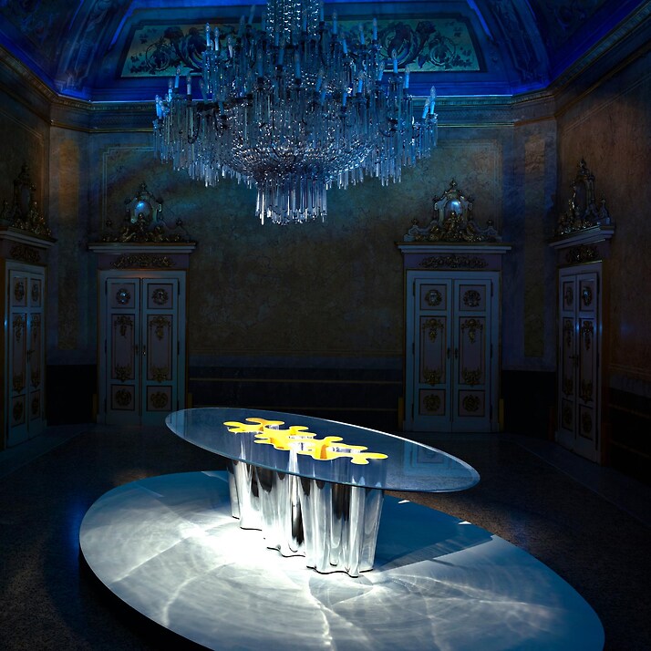 30万的屏风,86万的桌子,当Gucci、爱马仕、LV卖起了家居