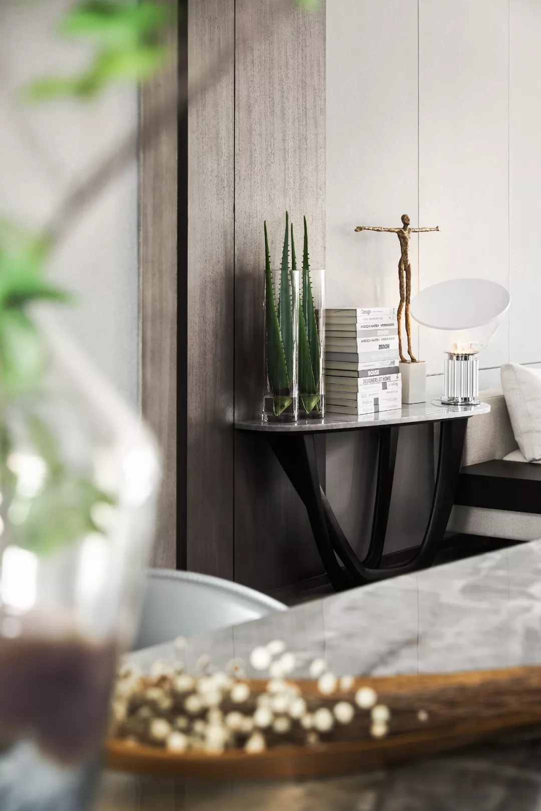 温柔不失高级的现代简约风住宅,住宅的现代简约主义风格