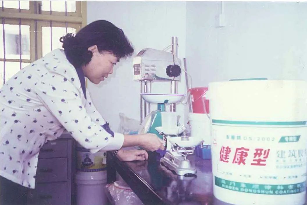 人物志｜东顺涂料洪琼彬的家传手艺（下）