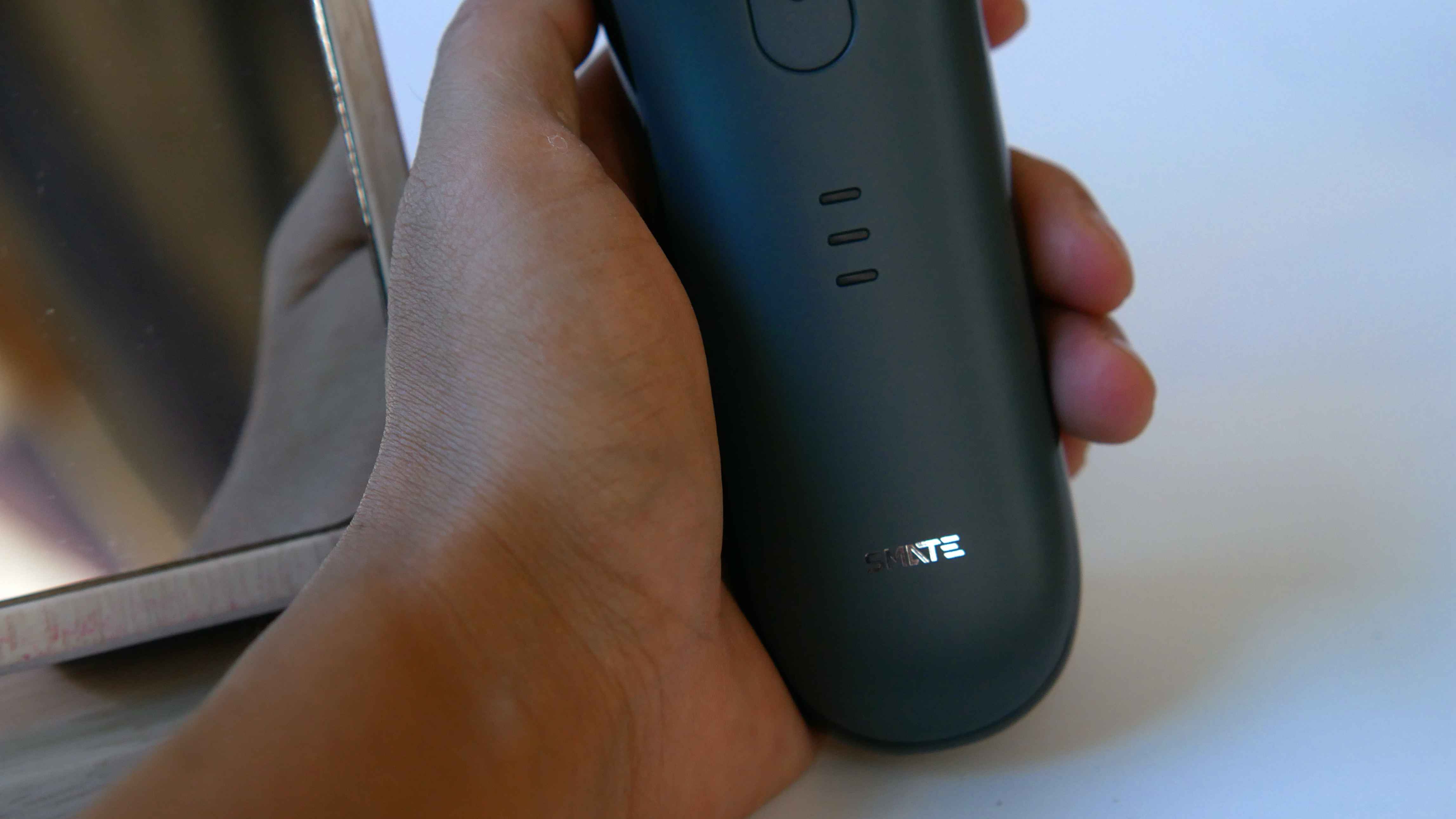 国产剃须刀终于有个能打的了，博朗松下措手不及