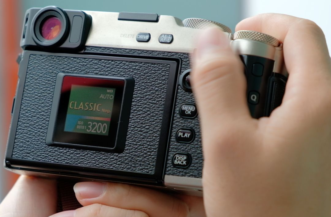 富士相机怎么拍摄色彩浓郁的照片,富士相机有哪些胶片预设