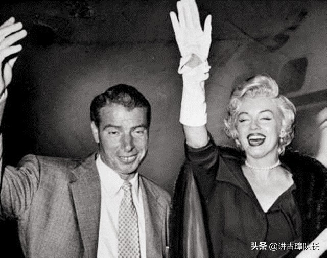 玛丽莲梦露去世谁帮她举行葬礼,玛丽莲梦露死后墓地