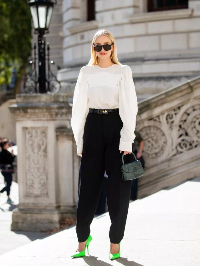 矮又胖穿什么样的裤子显高,上粗下细的裤子显矮