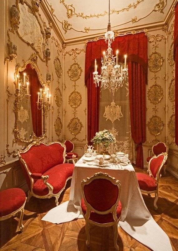 法国最美的城堡凡尔赛宫,法国最奢华的凡尔赛宫