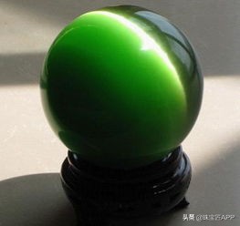 扎心了！它们都是玻璃做的！宝石界万能“毒药”，你买过吗？