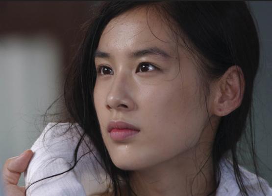 斧头帮琛哥跟包租公是同一个人吗,斧头帮帮主琛哥怎么死的