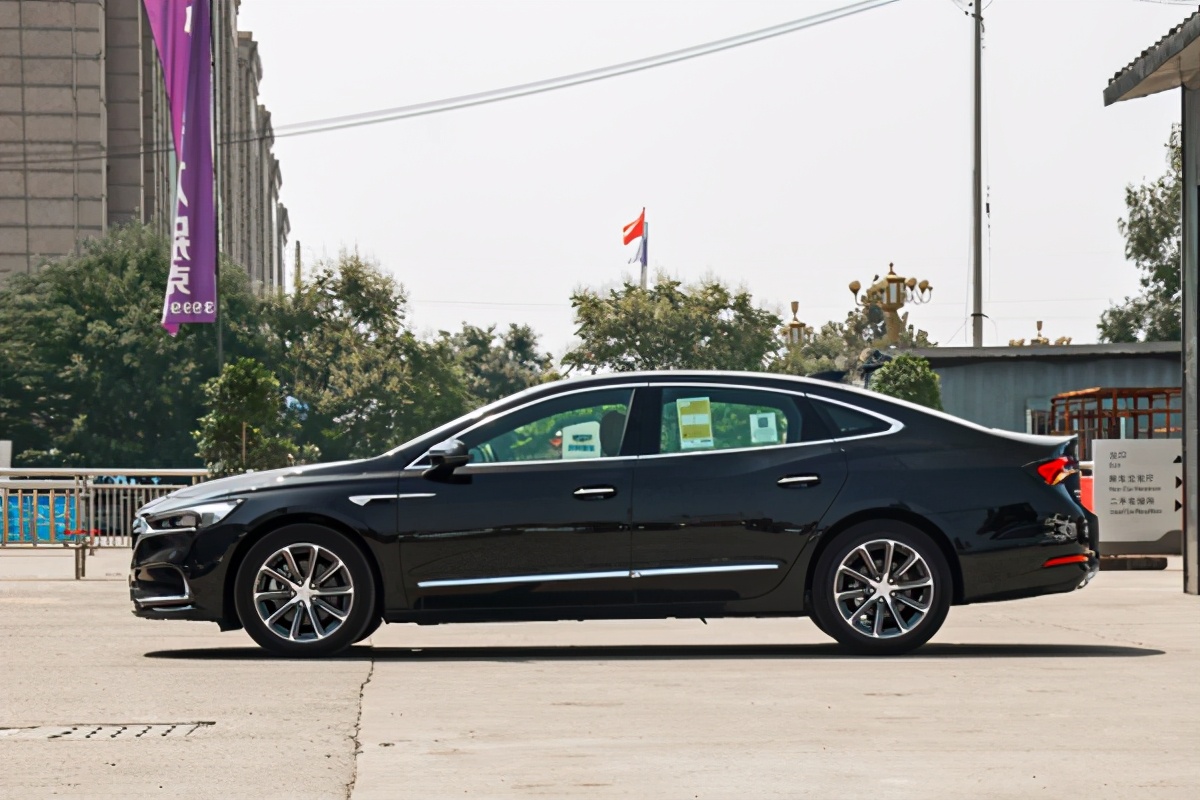 试驾君越动力,试驾别克君越雅阁