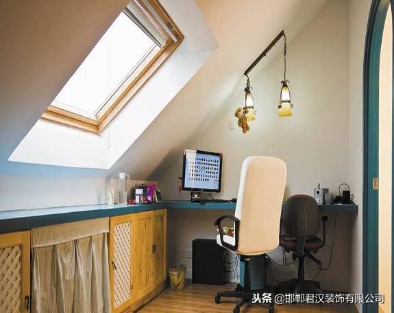 平顶阁楼与斜顶阁楼,阁楼斜顶怎么做阁楼