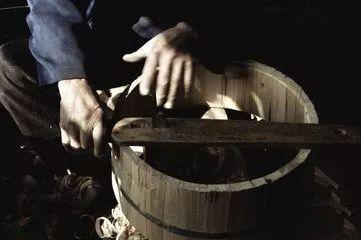 “匠心”崛起，手艺人仍在消亡