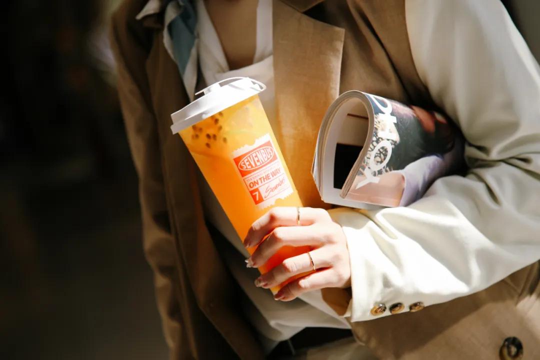 一天上40款新品，SEVENBUS这次玩大了...