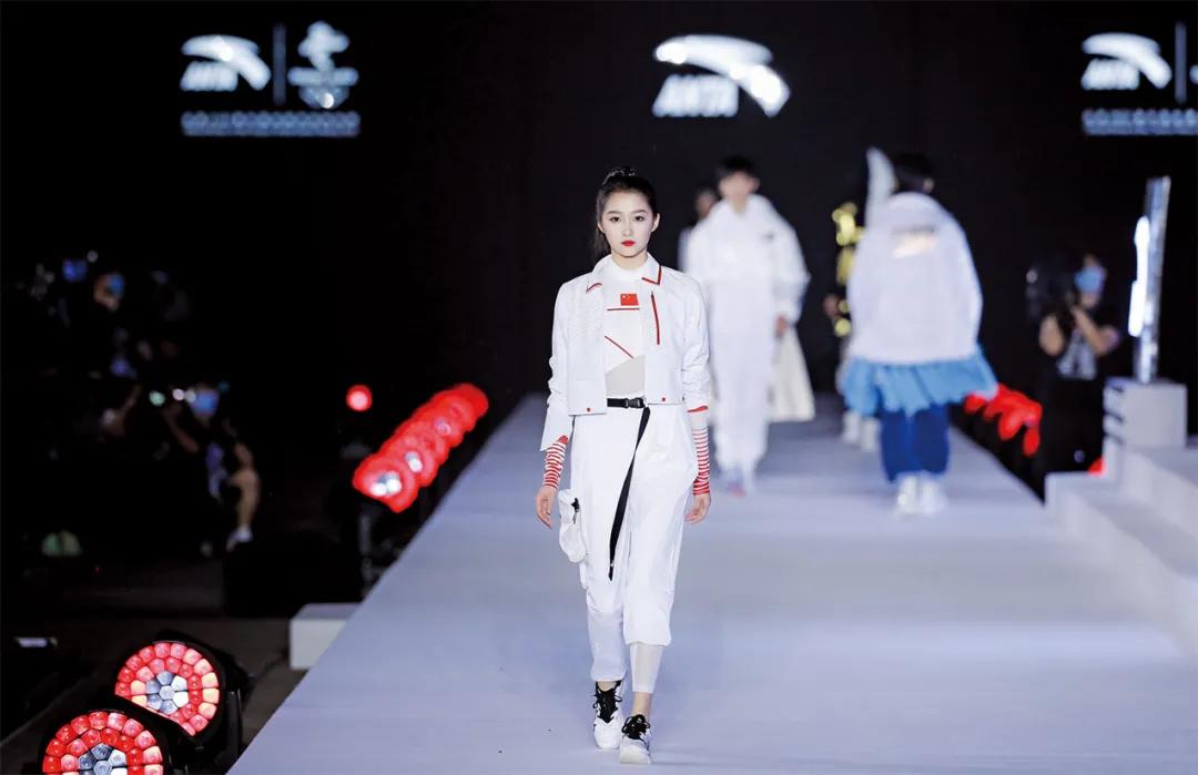 安踏进阶训练系列火星,安踏进阶训练