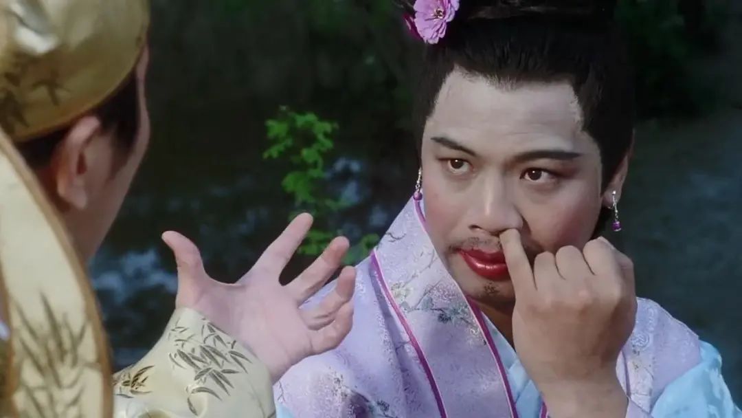 李健仁在周星驰电影里出现多少次,李健仁在周星驰电影里客串片段