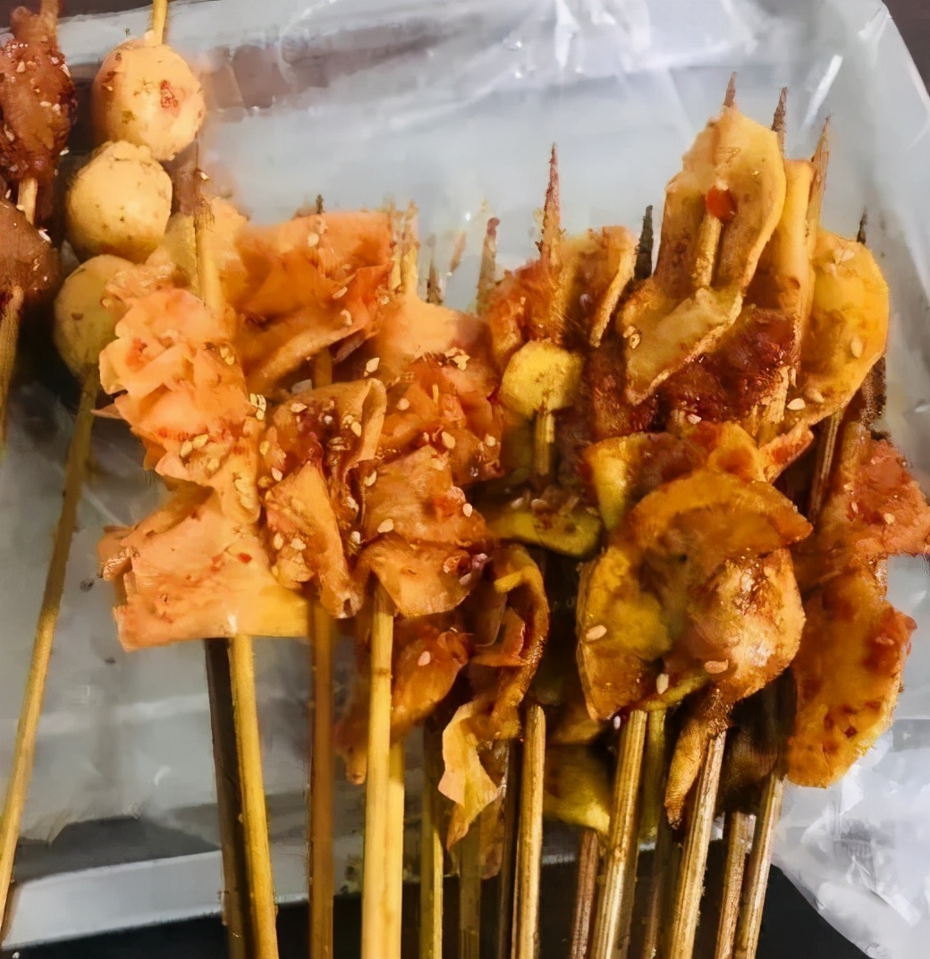 沈阳人有多爱吃鸡架,沈阳人为什么喜欢吃鸡架