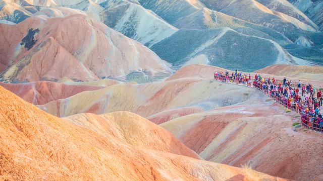 第一次带妈妈去旅游应该去哪里,适合带妈妈去旅行的地方