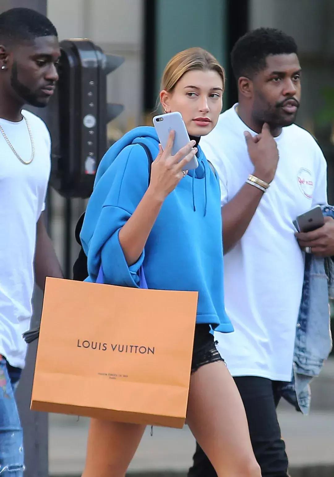 能让唐嫣和张曼玉撞款的，也只有这个包了！