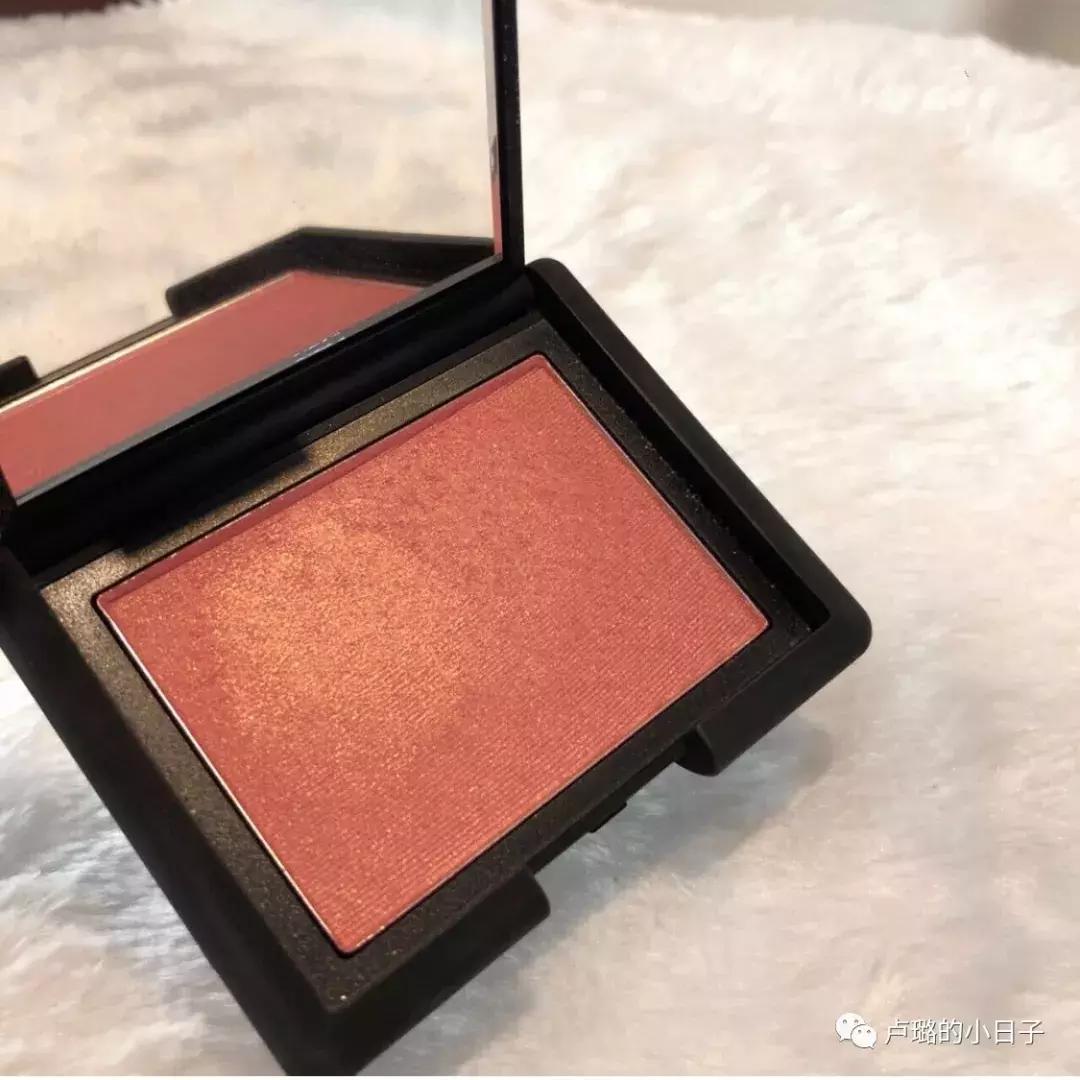 没这10样产品,我根本不敢出门!外出旅行化妆包大公开