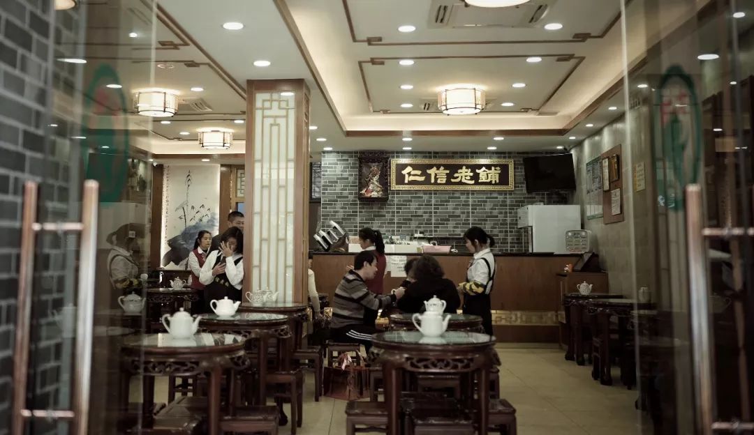 在顺德，如果有一分钟胃空了，算我输