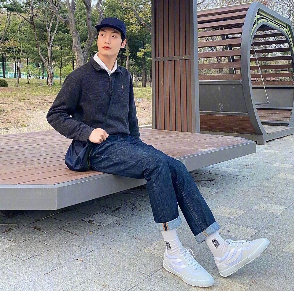 韩国男人的穿搭技巧是什么,韩国穿搭博主排行榜男生