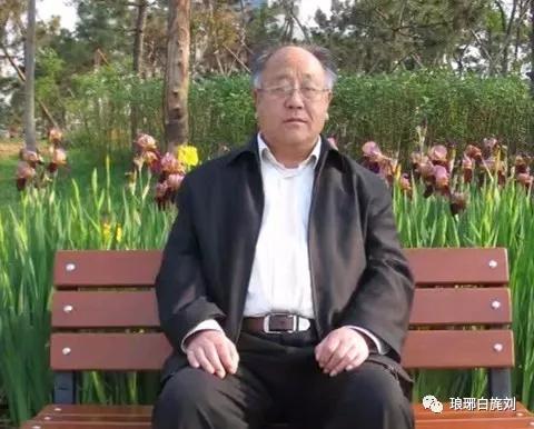 德医双馨妙手仁心,德医双馨完整