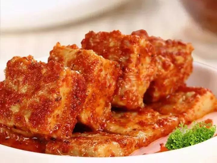 乐山大佛为何不属于石窟,乐山不止有大佛还有美食