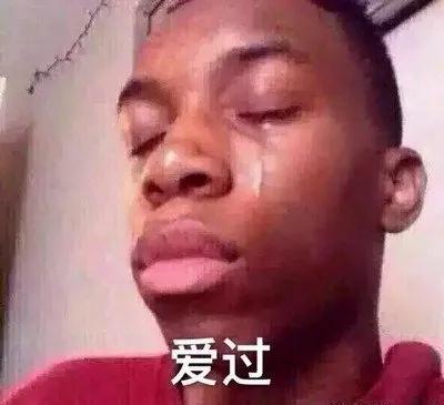 扒开衣服，这女人杀疯了