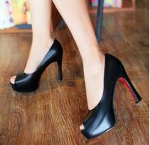 百丽鞋子618与双11哪个更优惠,百丽女鞋2019