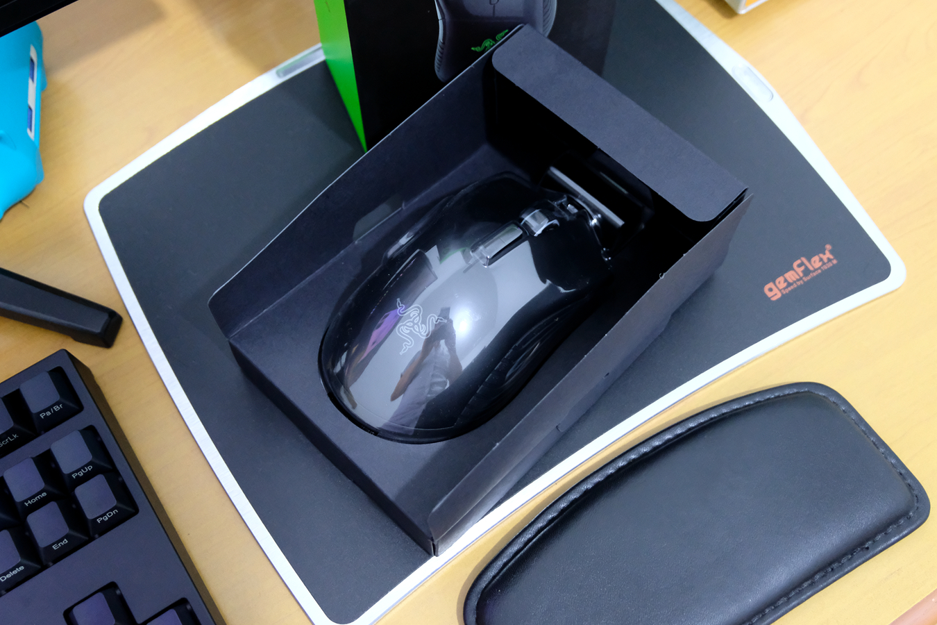 雷蛇曼巴眼镜蛇5g双模版评测,雷蛇曼巴眼镜蛇无限版