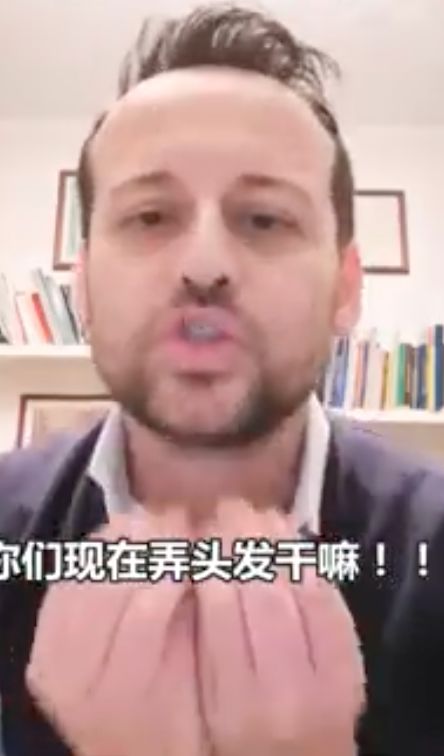 不愧是意大利人阅读理解,不愧是意大利人拍出来的风情