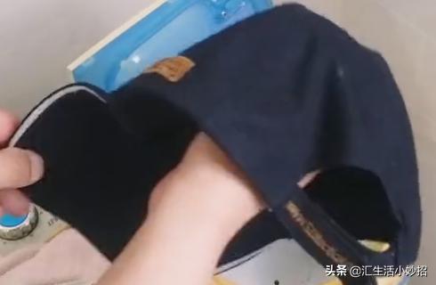 容易褶皱衣服洗完怎么晾晒,褶皱衣服洗完不皱怎么办
