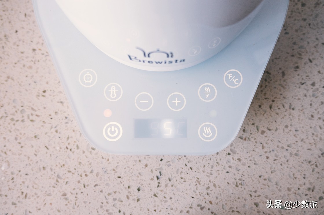 轻便机械键盘、虫控灭蟑……少数派的编辑们最近买了啥？