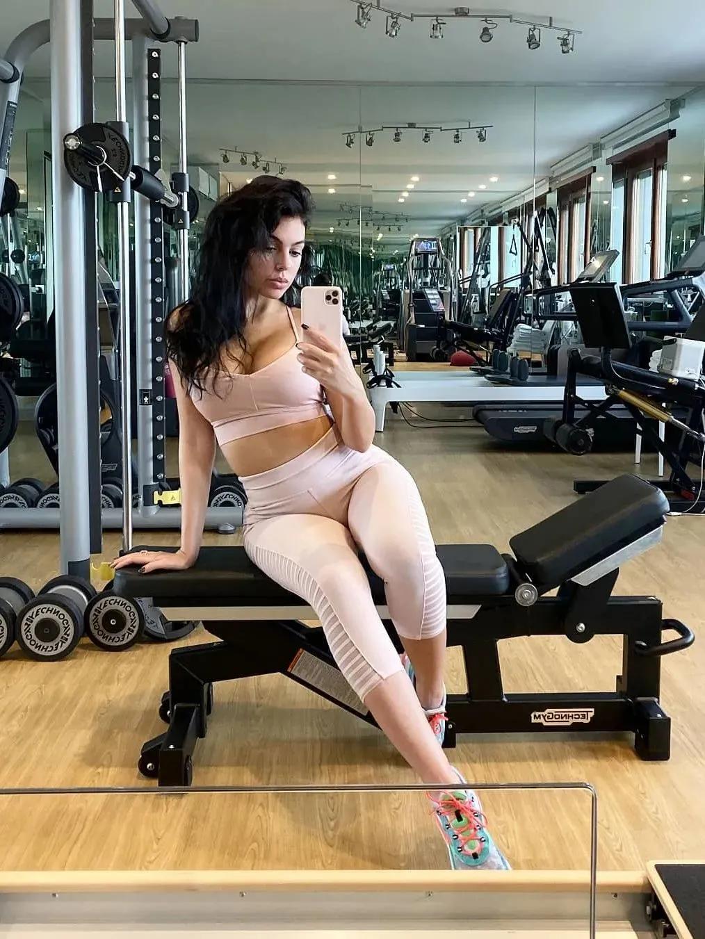 全球第一高富帅被柜姐拿下,世界上最厉害的海王c罗