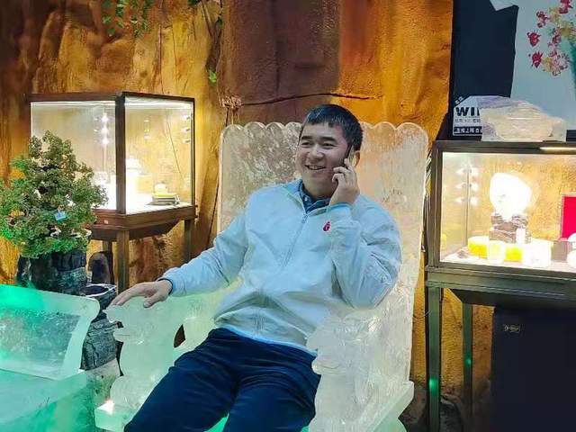 第三服务队,选取企业与服务队共同走访