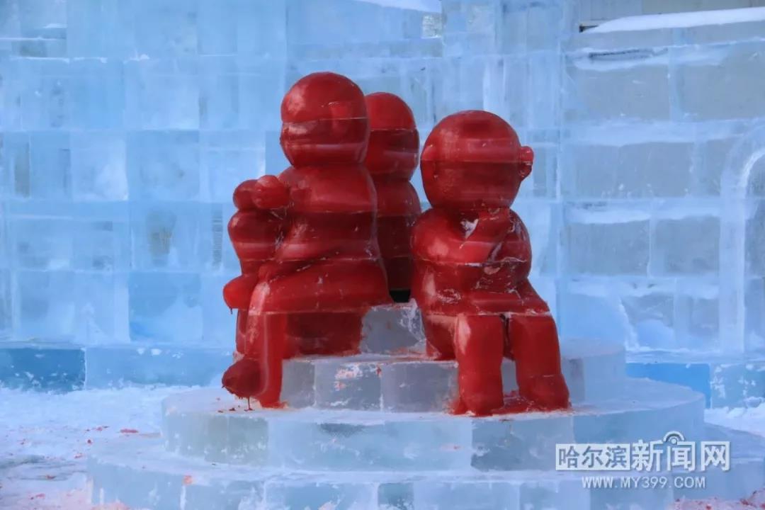 哈尔滨兆麟公园冰灯免费开放时间,哈尔滨第一届冰灯游园图片