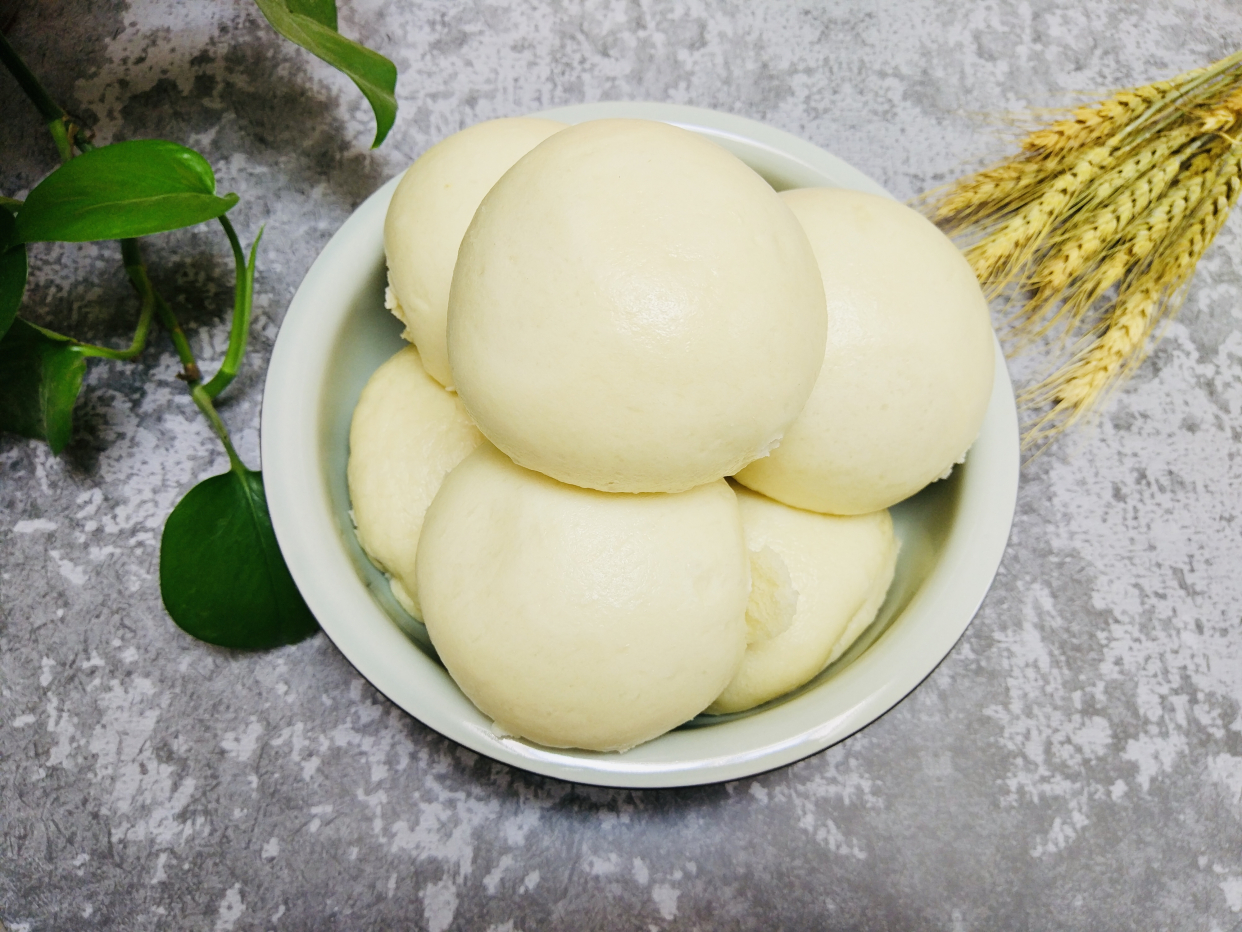 馒头怎么蒸出不塌陷不硬很松软,二次蒸馒头的方法和技巧