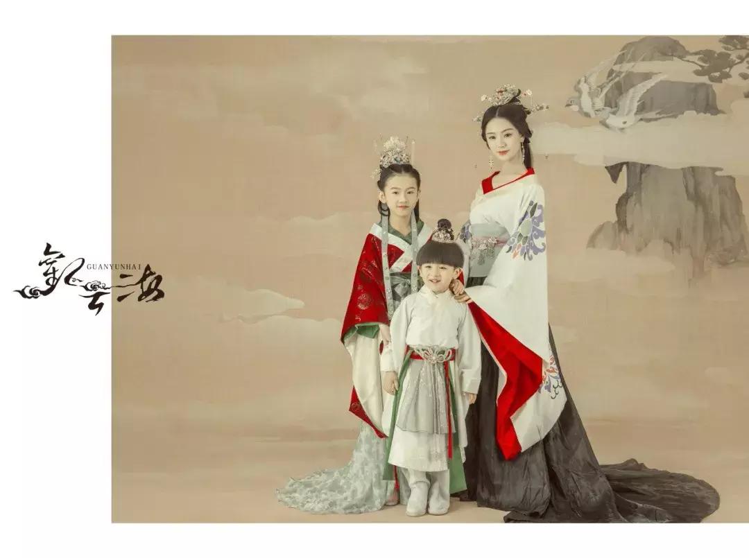 纪梵希四宫格散粉和nars蜜粉,纪梵希四宫格散粉和兰蔻丝绒散粉