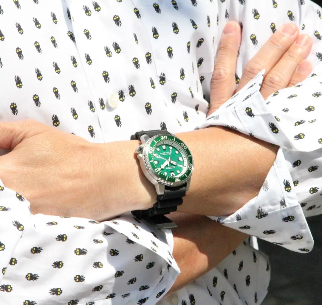 两三千买电子手表还是机械手表,两三千推荐天梭还是西铁城