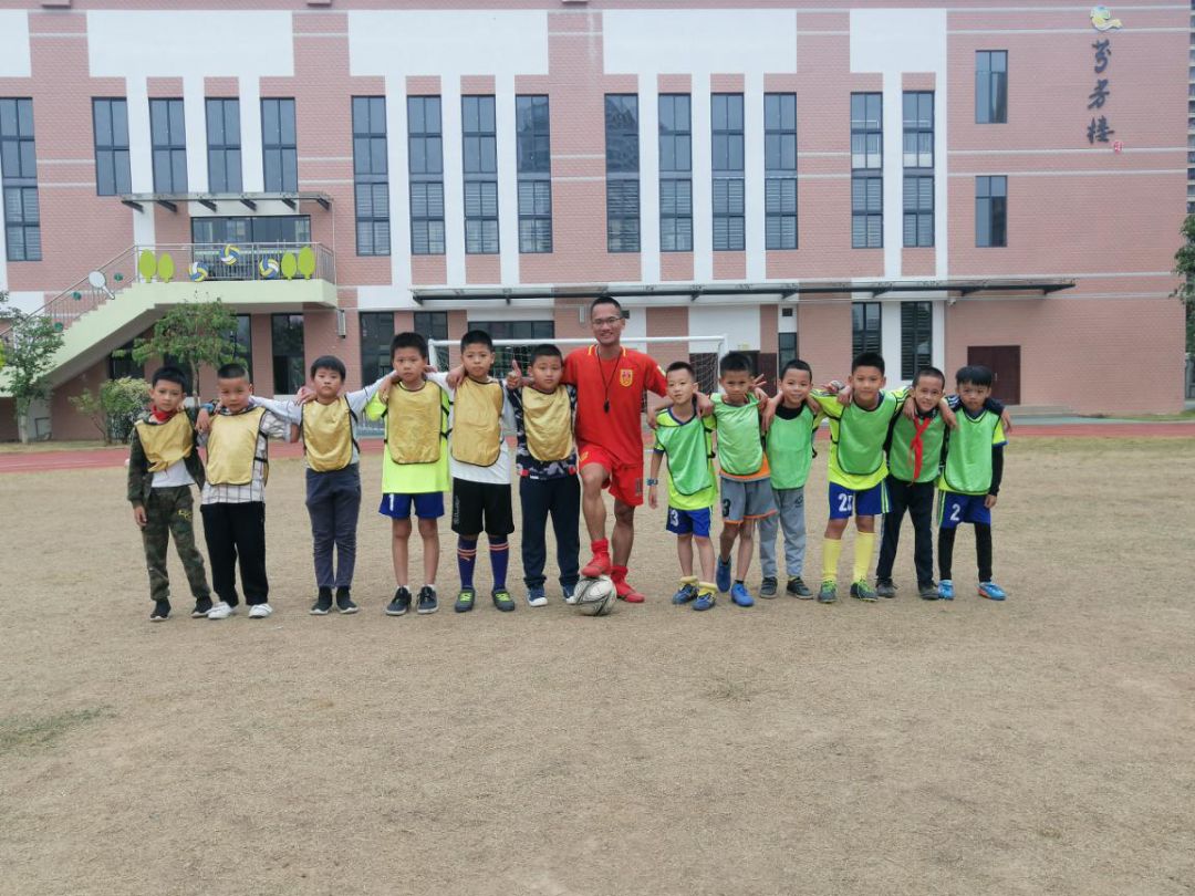 “社”彩斑斓花团锦簇---兴桂路小学社团课程剪影