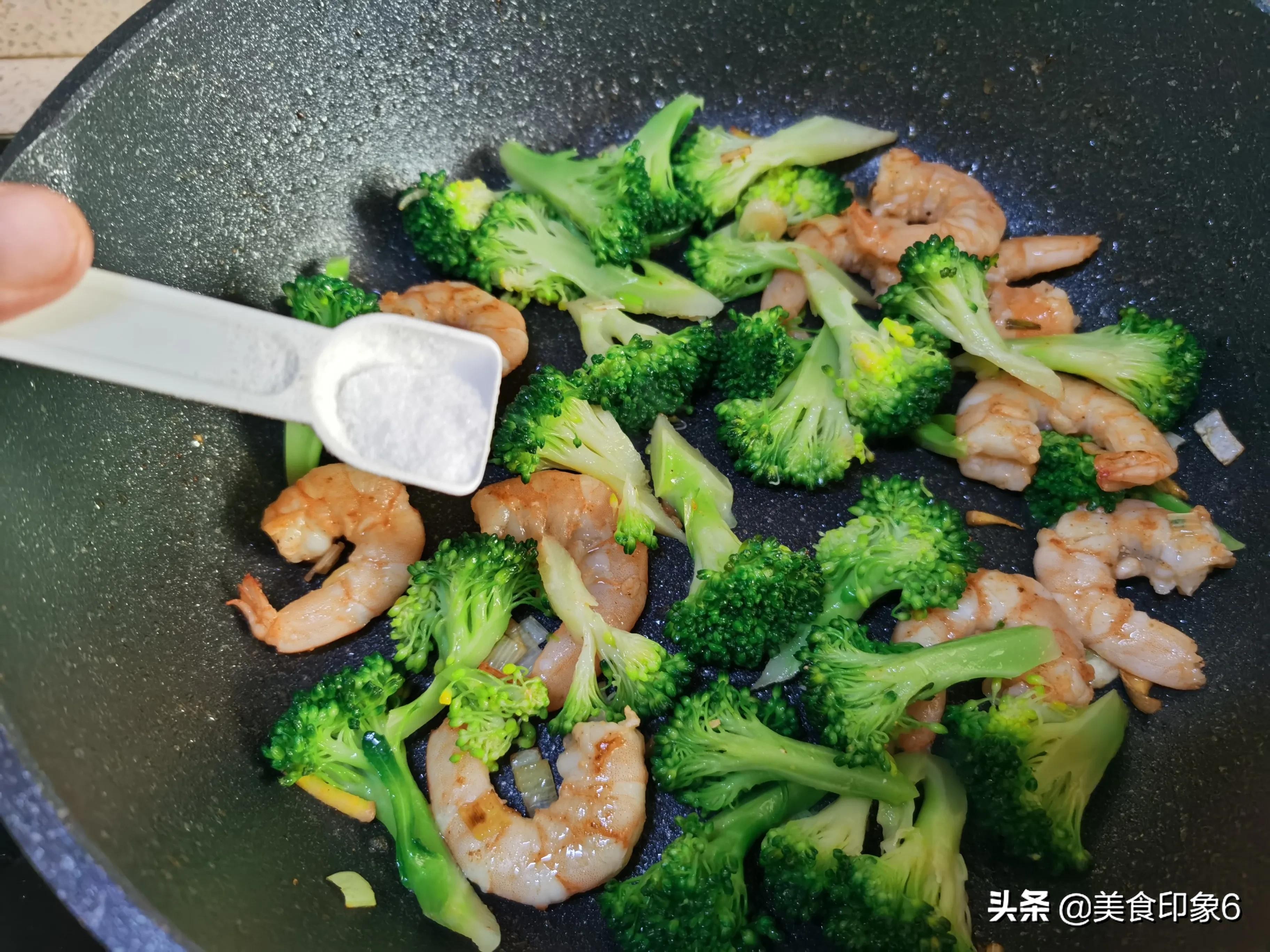 13岁身高160cm长高秘诀,父母身高偏矮孩子怎么长高