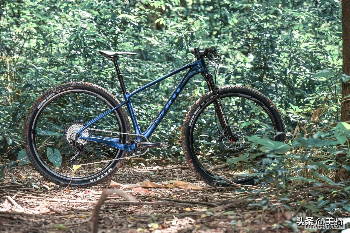 捷安特山地车xtc8002024款评价,捷安特29英寸山地车