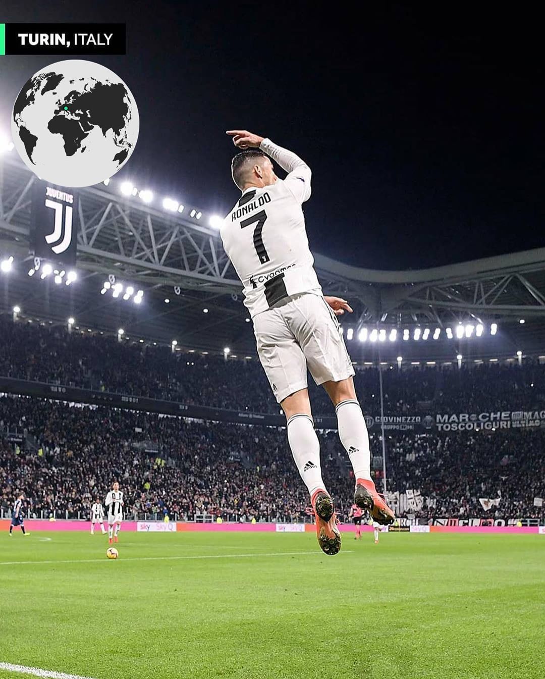 关于足球的壁纸c罗,足球巨星c罗精彩时刻图片