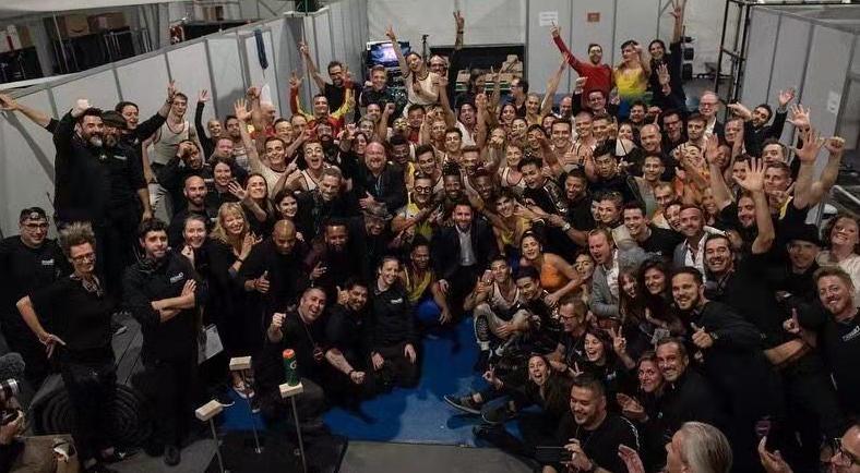 梅西马戏团,拉斯维加斯太阳马戏团表演