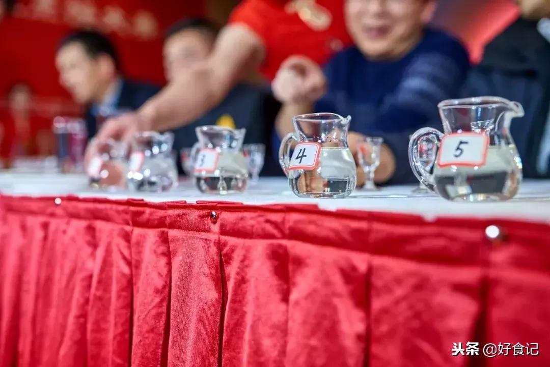 国内4款不输茅台的酒,档次能和茅台媲美的酒
