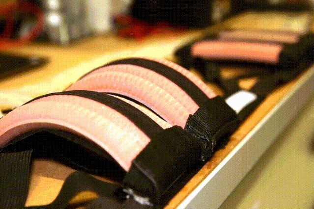 用橡皮泥做小型的机器人,怎么用橡皮泥做战斗机器人