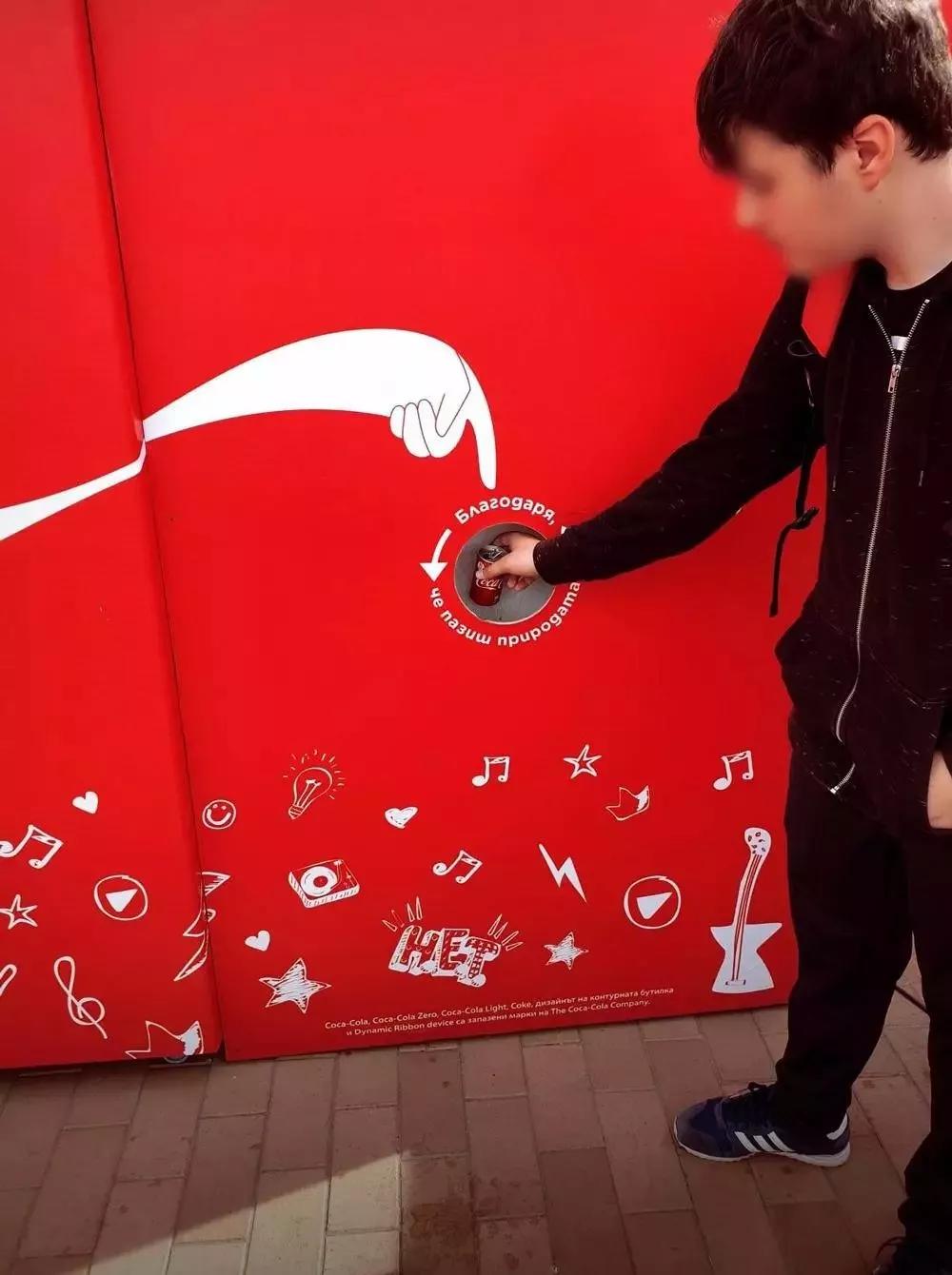 可口可乐全球户外广告创意,带有创意的可口可乐广告