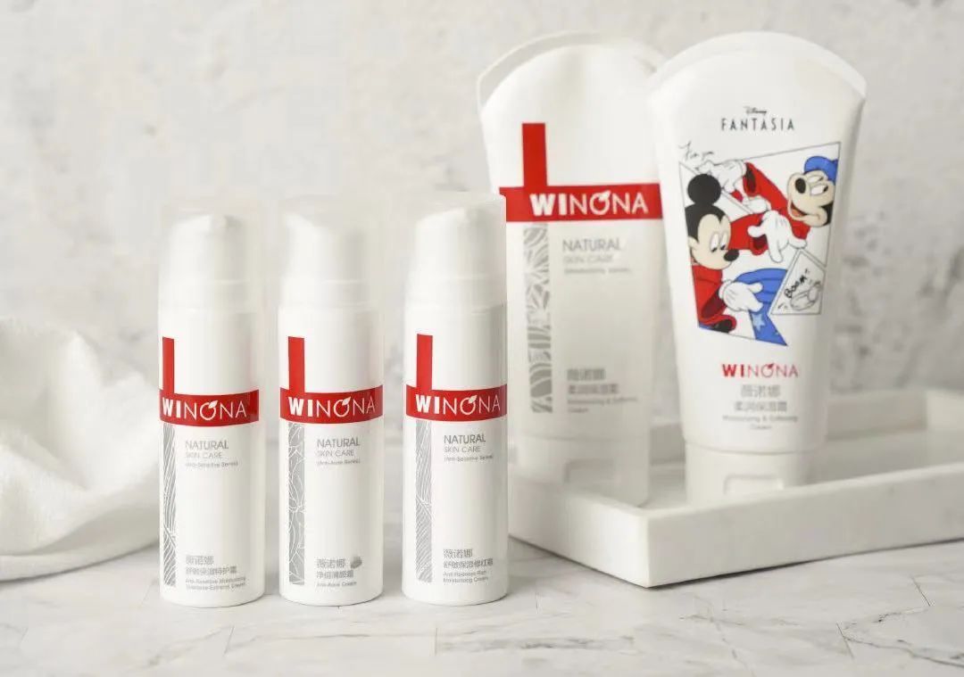 薇诺娜创始人与云南白药王明辉,云南白药大药房薇诺娜